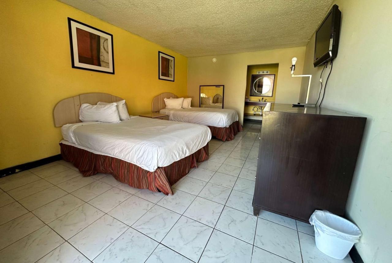 Travelodge By Wyndham Lumberton Exterior foto