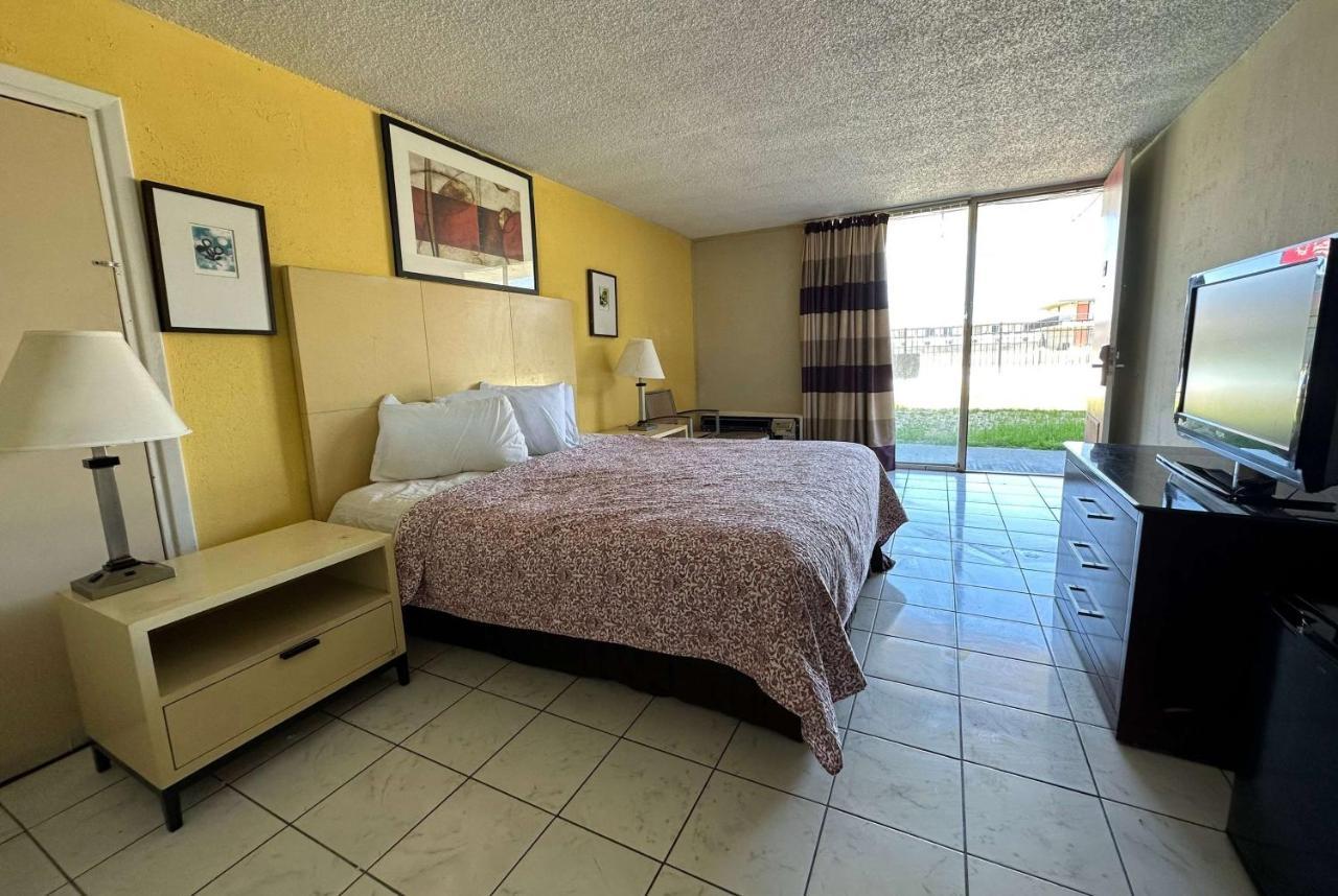 Travelodge By Wyndham Lumberton Exterior foto