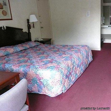 Travelodge By Wyndham Lumberton Habitación foto